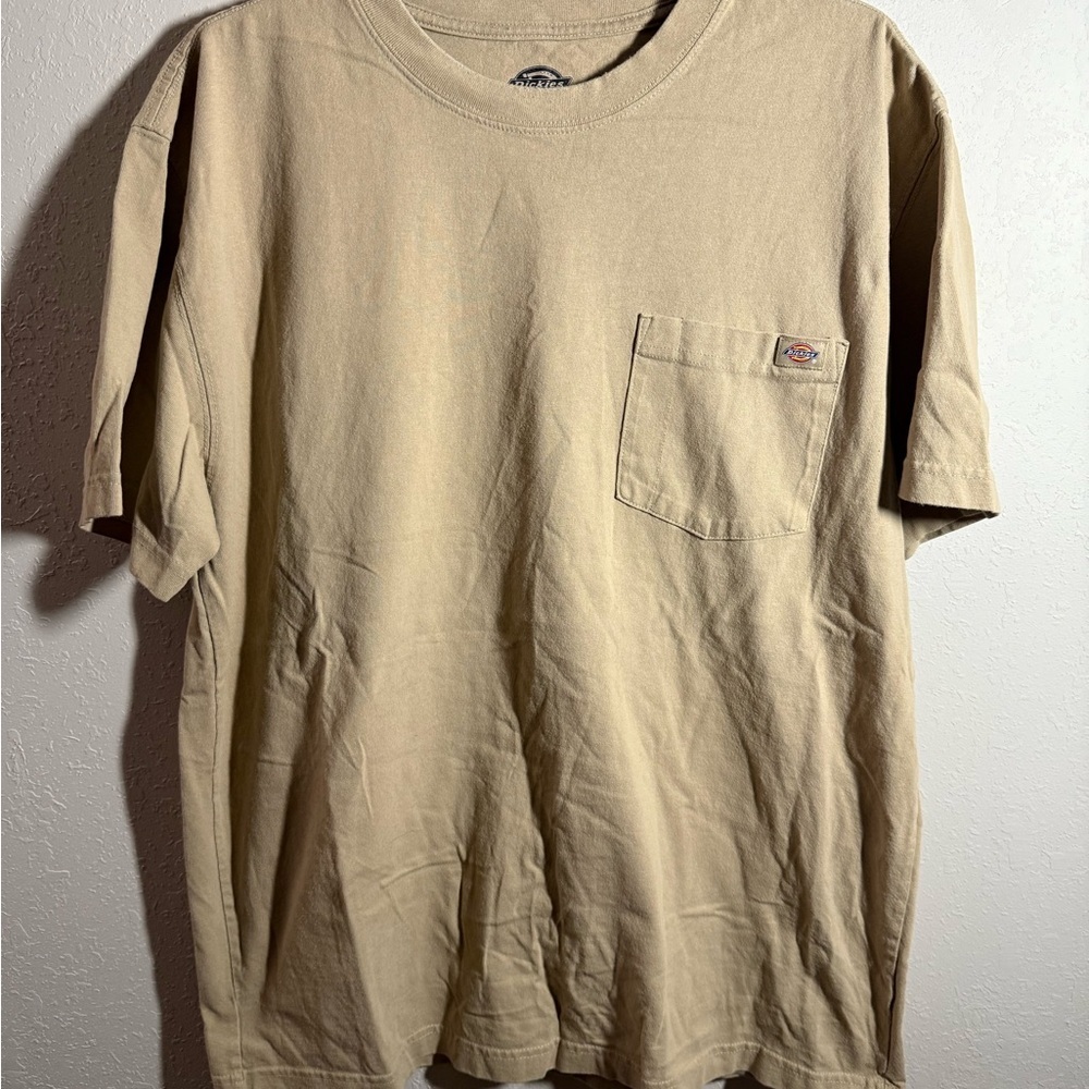 Men’s L Tan Dickies Workman’s Baggy Outdoor Utility Pocket Tee Shirt